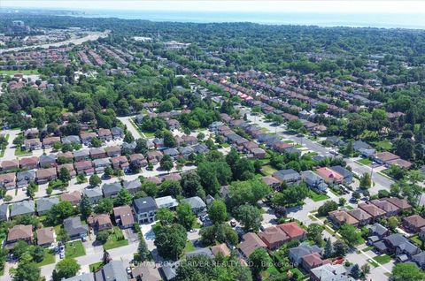 Photo 33 at 30 Scarboro Avenue, Highland Creek, Toronto