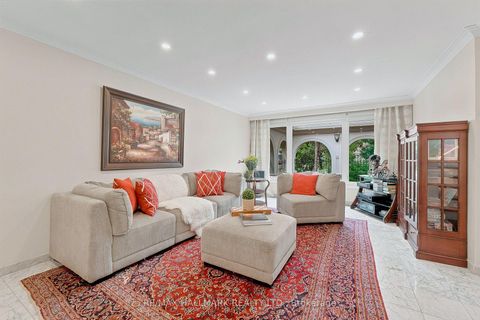 Photo 6 at 76 Francis Street, East Woodbridge, Vaughan