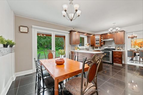 Photo 12 at 76 Francis Street, East Woodbridge, Vaughan