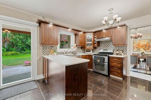 Photo 13 at 76 Francis Street, East Woodbridge, Vaughan