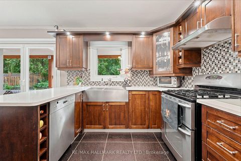 Photo 14 at 76 Francis Street, East Woodbridge, Vaughan