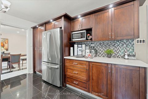 Photo 15 at 76 Francis Street, East Woodbridge, Vaughan