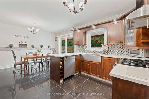 Photo 16 at 76 Francis Street, East Woodbridge, Vaughan