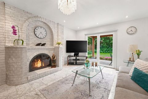 Photo 19 at 76 Francis Street, East Woodbridge, Vaughan