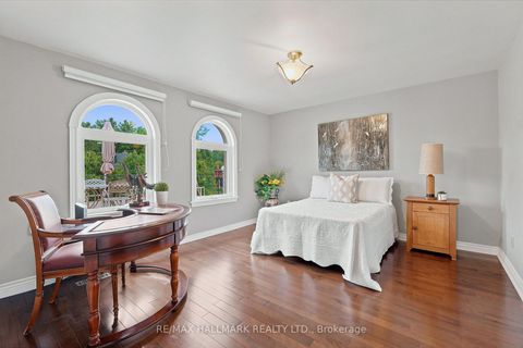 Photo 27 at 76 Francis Street, East Woodbridge, Vaughan
