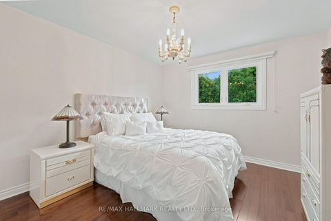 Photo 28 at 76 Francis Street, East Woodbridge, Vaughan