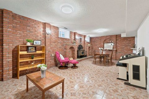 Photo 36 at 76 Francis Street, East Woodbridge, Vaughan