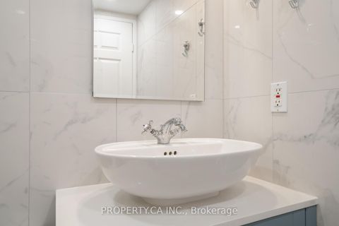 Photo 22 at 914 - 80 St Patrick Street, Chinatown, Toronto