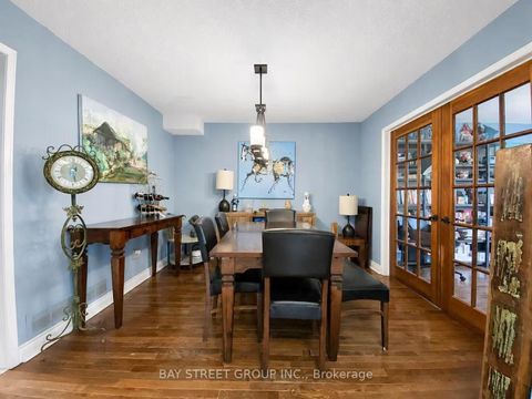 Photo 1 at 304 Charlton Avenue, Brownridge, Vaughan