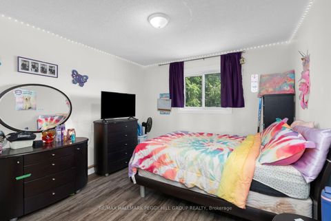 Photo 10 at 187 Johnson Street, Grove East, Barrie