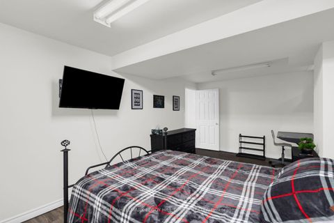 Photo 16 at 187 Johnson Street, Grove East, Barrie