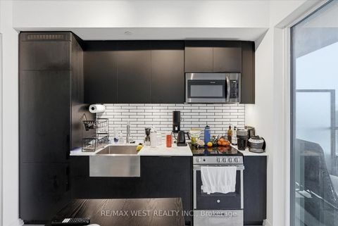 Photo 9 at 819 - 270 Dufferin Street, South Parkdale, Toronto