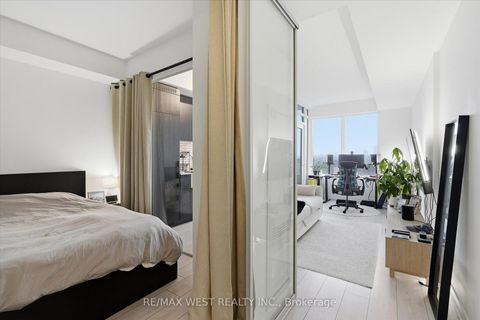 Photo 14 at 819 - 270 Dufferin Street, South Parkdale, Toronto