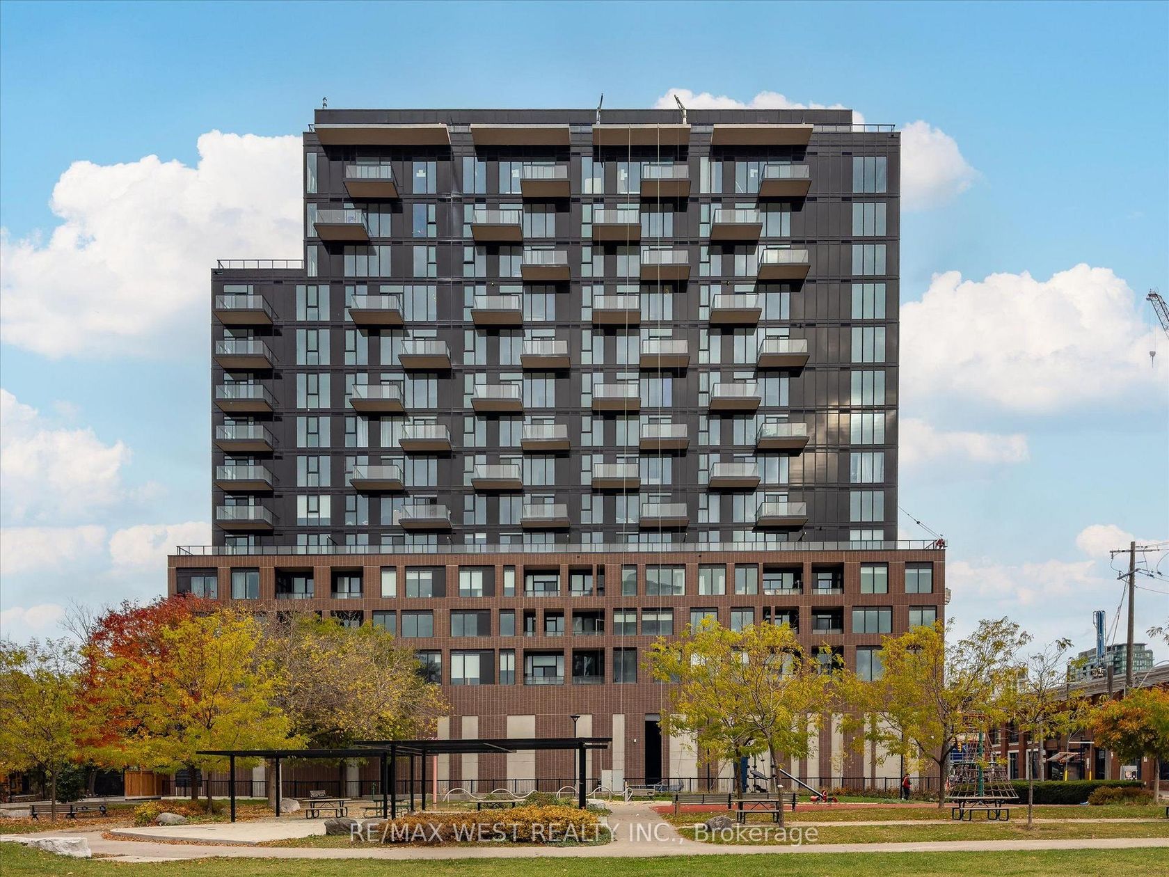 819 - 270 Dufferin Street, South Parkdale, Toronto photo 9