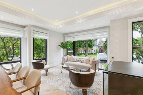 Photo 3 at 12 Otter Crescent, Nortown, Toronto