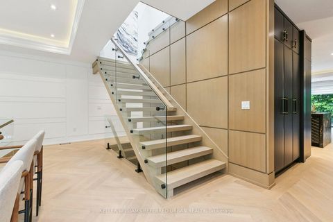 Photo 9 at 12 Otter Crescent, Nortown, Toronto