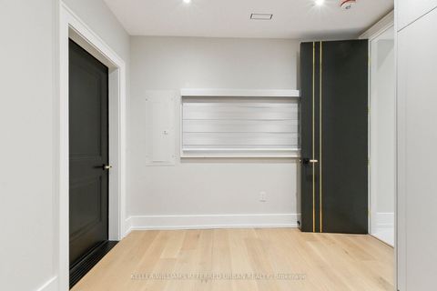 Photo 39 at 12 Otter Crescent, Nortown, Toronto