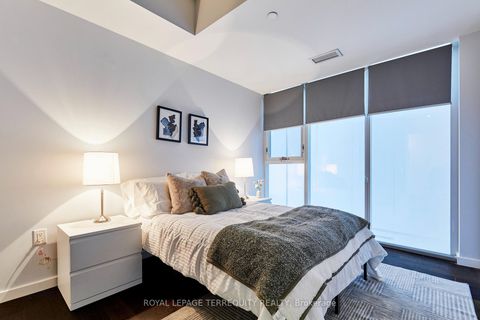 Photo 17 at 702 - 32 Trolley Crescent, Moss Park, Toronto