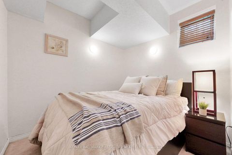 Photo 14 at 34 - 42 Pinery Trail, Malvern, Toronto