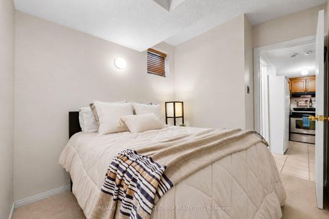 Photo 15 at 34 - 42 Pinery Trail, Malvern, Toronto