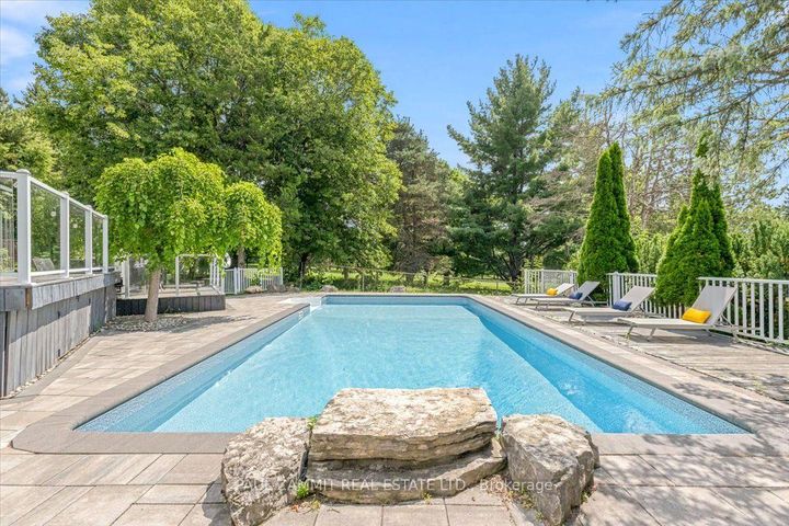 Photo 4 at 21 Kings Inn Trail, Bayview Country Club Estates, Markham