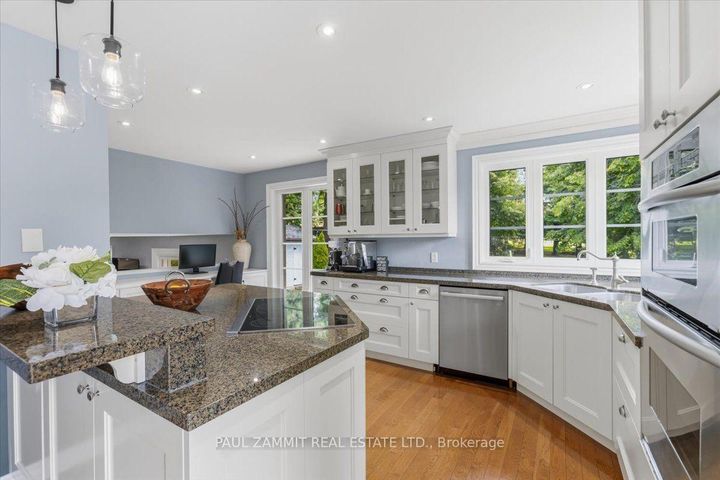 Photo 12 at 21 Kings Inn Trail, Bayview Country Club Estates, Markham