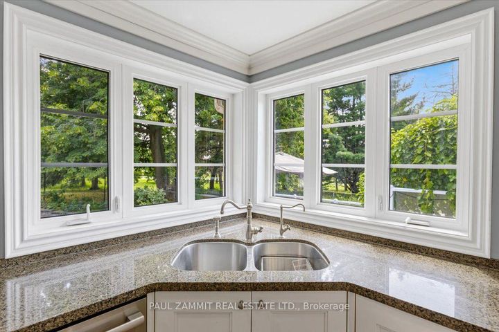 Photo 15 at 21 Kings Inn Trail, Bayview Country Club Estates, Markham
