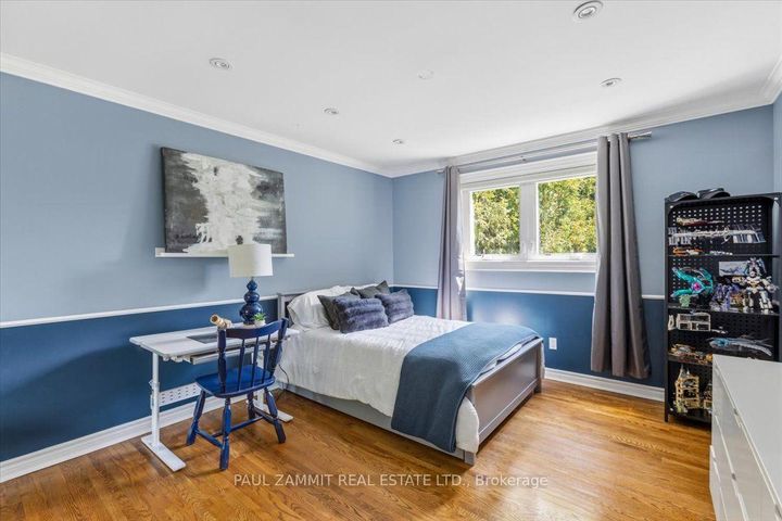 Photo 27 at 21 Kings Inn Trail, Bayview Country Club Estates, Markham