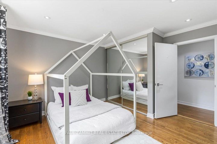 Photo 28 at 21 Kings Inn Trail, Bayview Country Club Estates, Markham