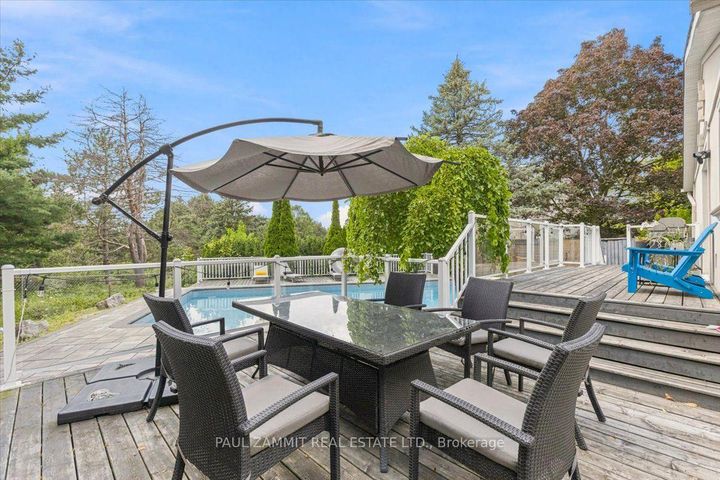 Photo 35 at 21 Kings Inn Trail, Bayview Country Club Estates, Markham