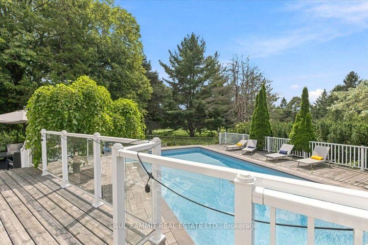 Photo 40 at 21 Kings Inn Trail, Bayview Country Club Estates, Markham