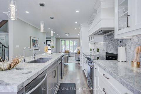Photo 10 at 235 Belview Avenue, East Woodbridge, Vaughan