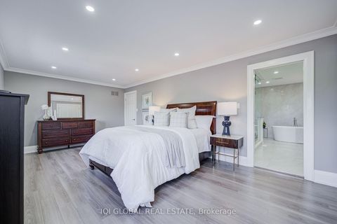 Photo 23 at 235 Belview Avenue, East Woodbridge, Vaughan