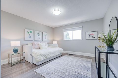 Photo 31 at 235 Belview Avenue, East Woodbridge, Vaughan