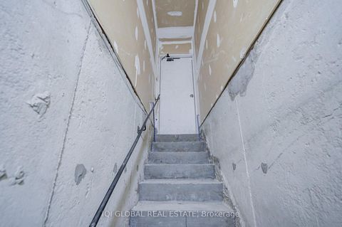 Photo 36 at 235 Belview Avenue, East Woodbridge, Vaughan