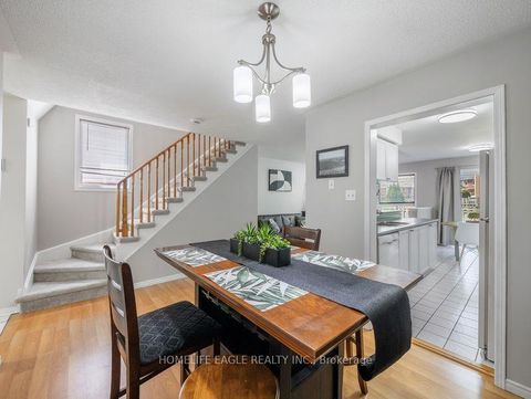 Photo 6 at 479 Heddle Crescent, Wyndham, Newmarket