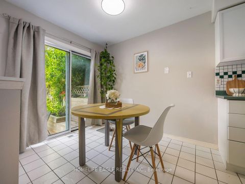 Photo 10 at 479 Heddle Crescent, Wyndham, Newmarket