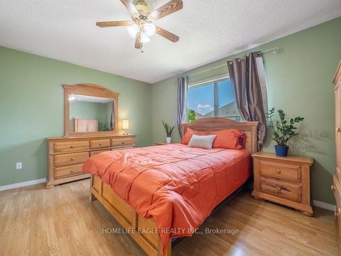 Photo 14 at 479 Heddle Crescent, Wyndham, Newmarket