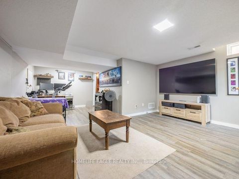 Photo 22 at 479 Heddle Crescent, Wyndham, Newmarket