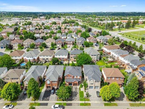 Photo 28 at 479 Heddle Crescent, Wyndham, Newmarket