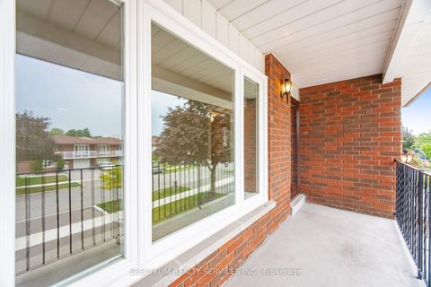 Photo 6 at 103 John Lindsay Court, Jane Heights, Toronto
