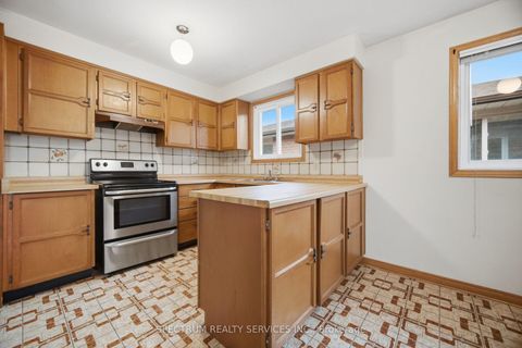 Photo 16 at 103 John Lindsay Court, Jane Heights, Toronto