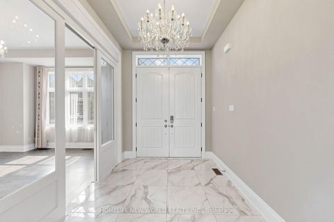 Photo 2 at 62 ridgepoint Road, Kleinburg, Vaughan
