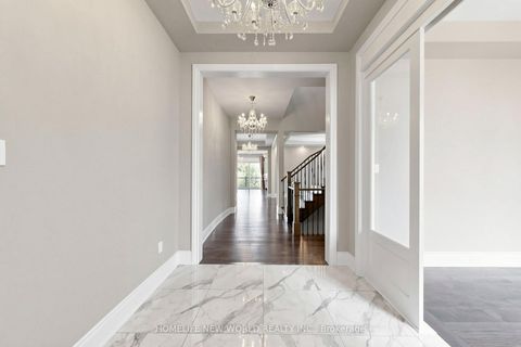 Photo 3 at 62 ridgepoint Road, Kleinburg, Vaughan