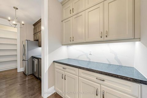 Photo 12 at 62 ridgepoint Road, Kleinburg, Vaughan