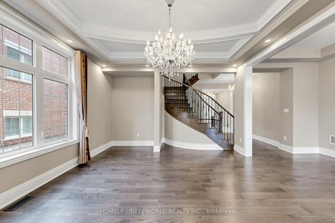 Photo 15 at 62 ridgepoint Road, Kleinburg, Vaughan