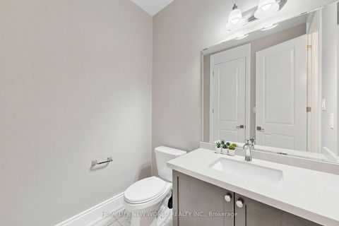 Photo 16 at 62 ridgepoint Road, Kleinburg, Vaughan