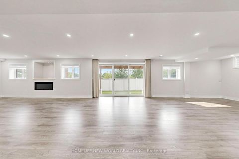 Photo 40 at 62 ridgepoint Road, Kleinburg, Vaughan