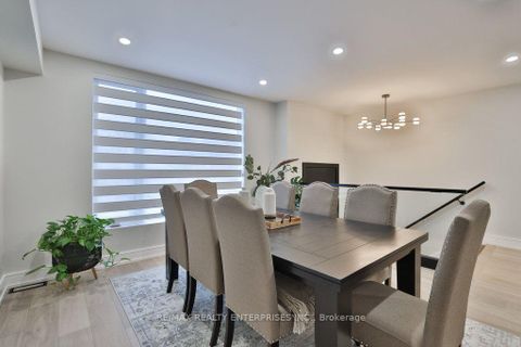 Photo 5 at 47 Thirteenth Street, New Toronto, Toronto