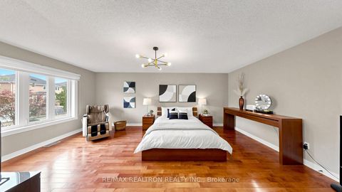 Photo 15 at 2 Rocksprings Avenue, Westbrook, Richmond Hill